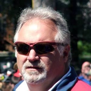 Meet your Posher, Douglas