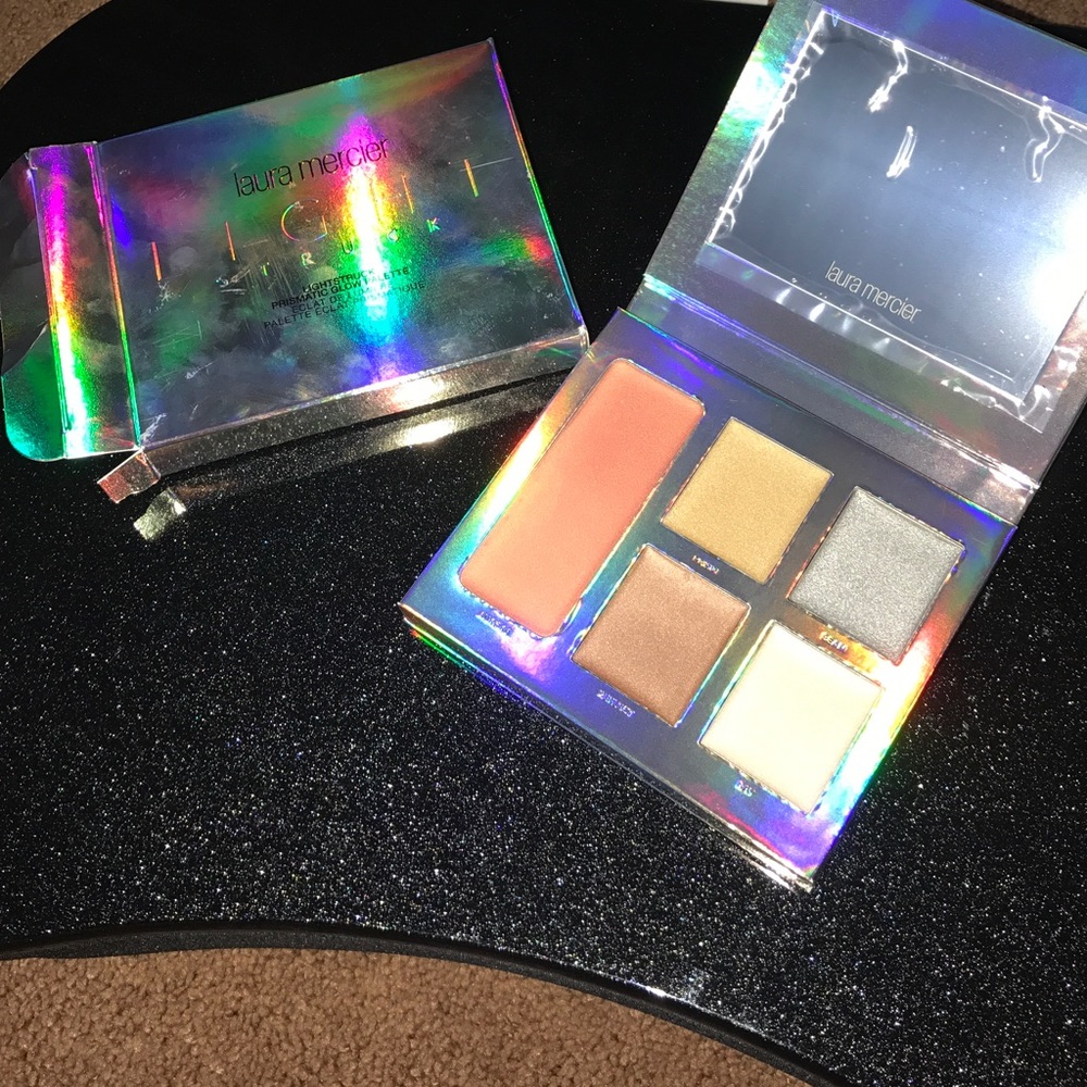 Laura mercier light struck palette
