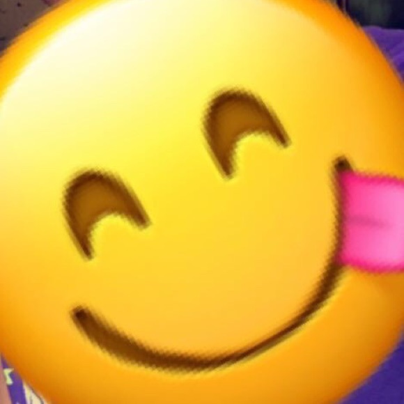 Meet your Posher, Latoya - Picture 1 of 1