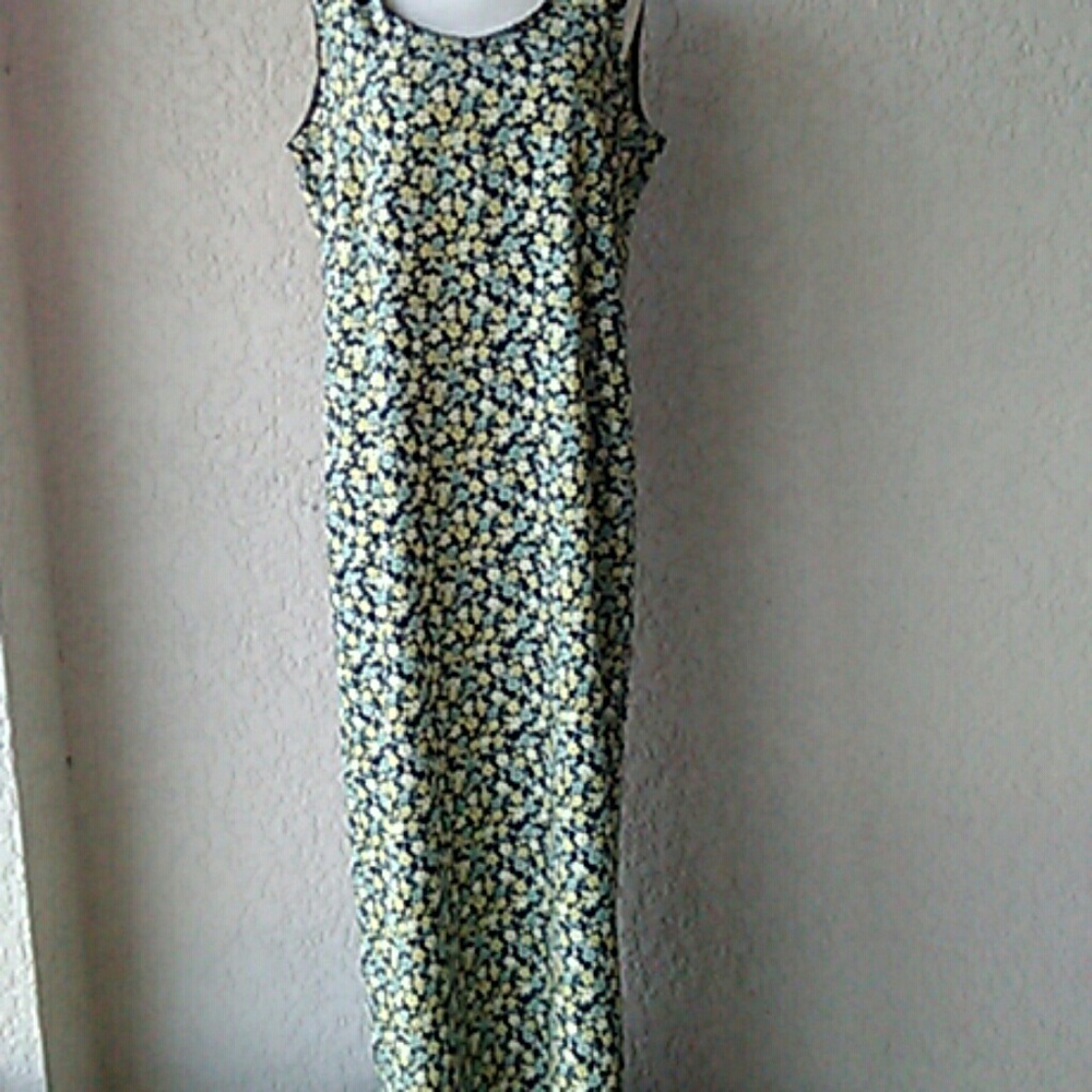 Norton dress size S
