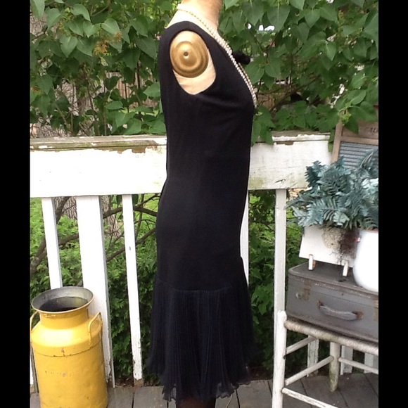 VTG 50s Black Wiggle Dress - Picture 3 of 5