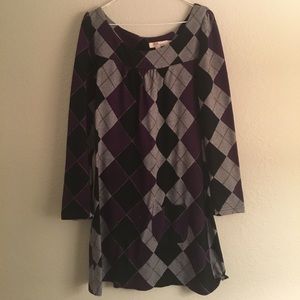 Winter dress, with gray purple harlequin pattern