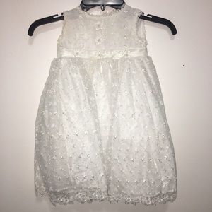 🌼White Dress for a baby SIZE 1 🌼