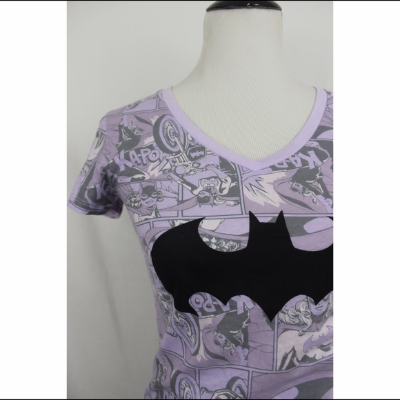 OLD NAVY purple batgirl comic strip v-neck top - Picture 3 of 5