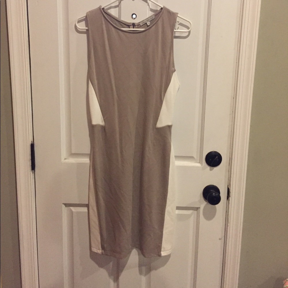 RED HAUTE / SMU tan & white dress S