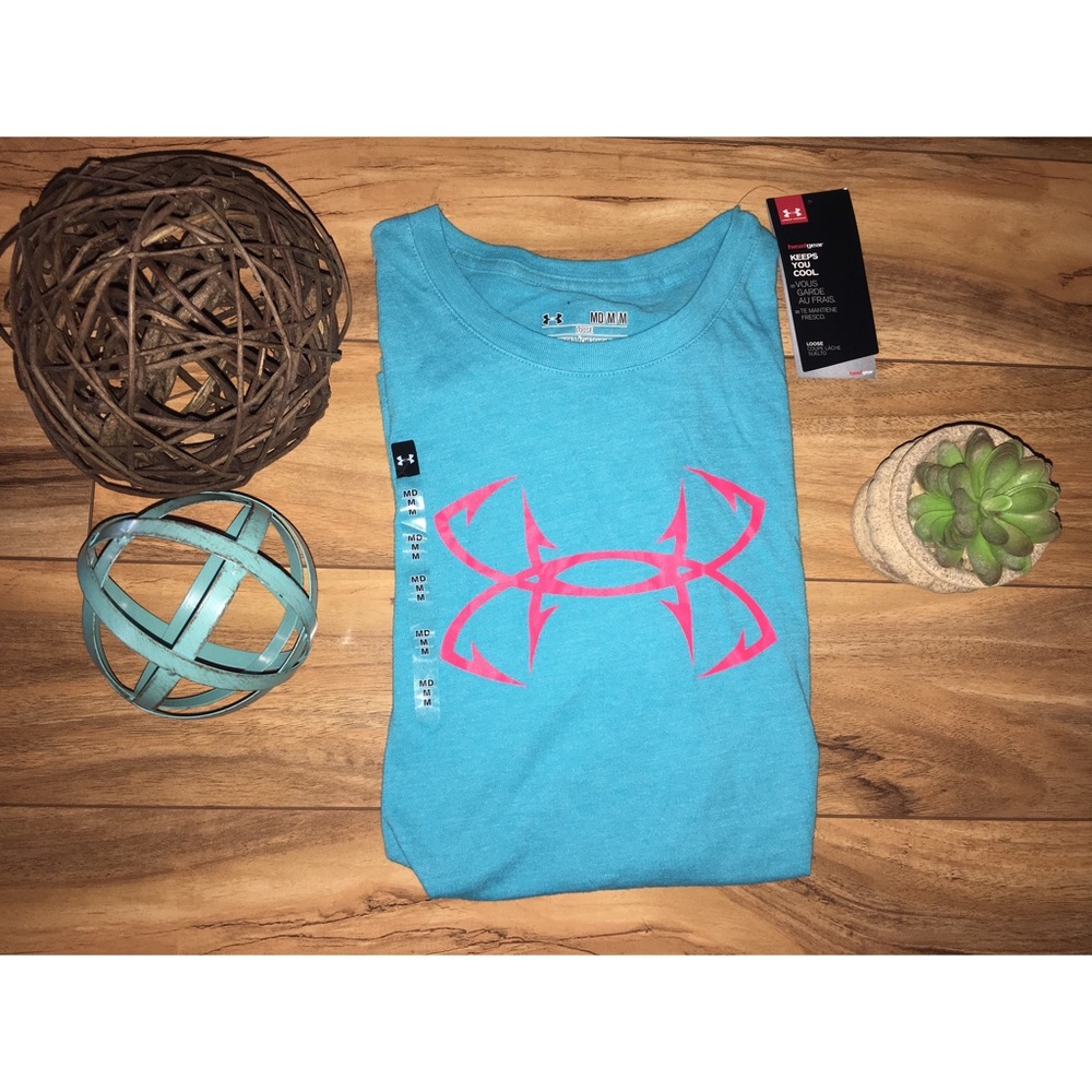 Under Armour women's shirt