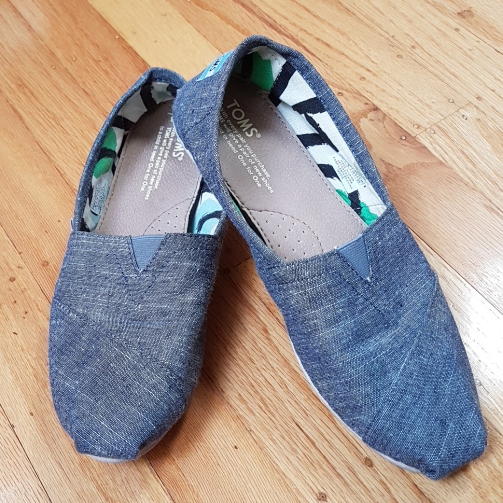 Chambray TOMS