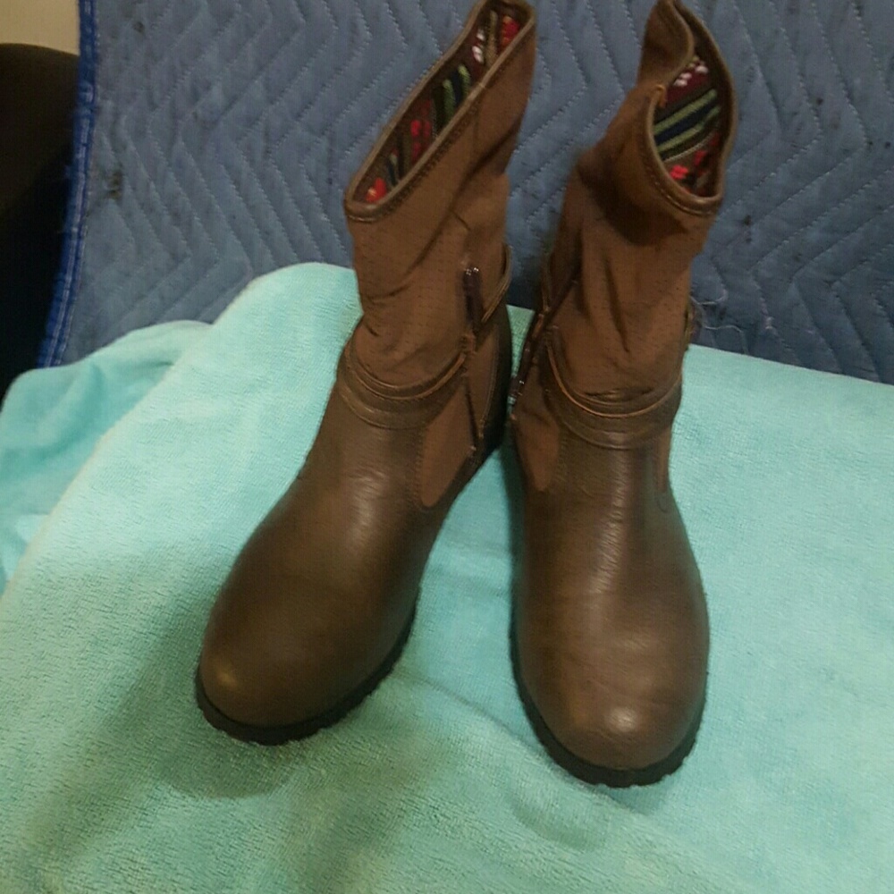 Womans boots