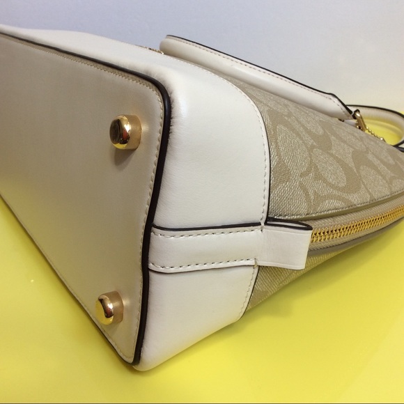 New Coach Signature Sierra Domed Satchel Bag Beige - Picture 8 of 8