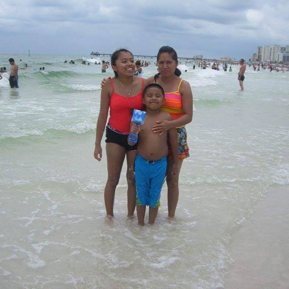 Meet your Posher, Sabina