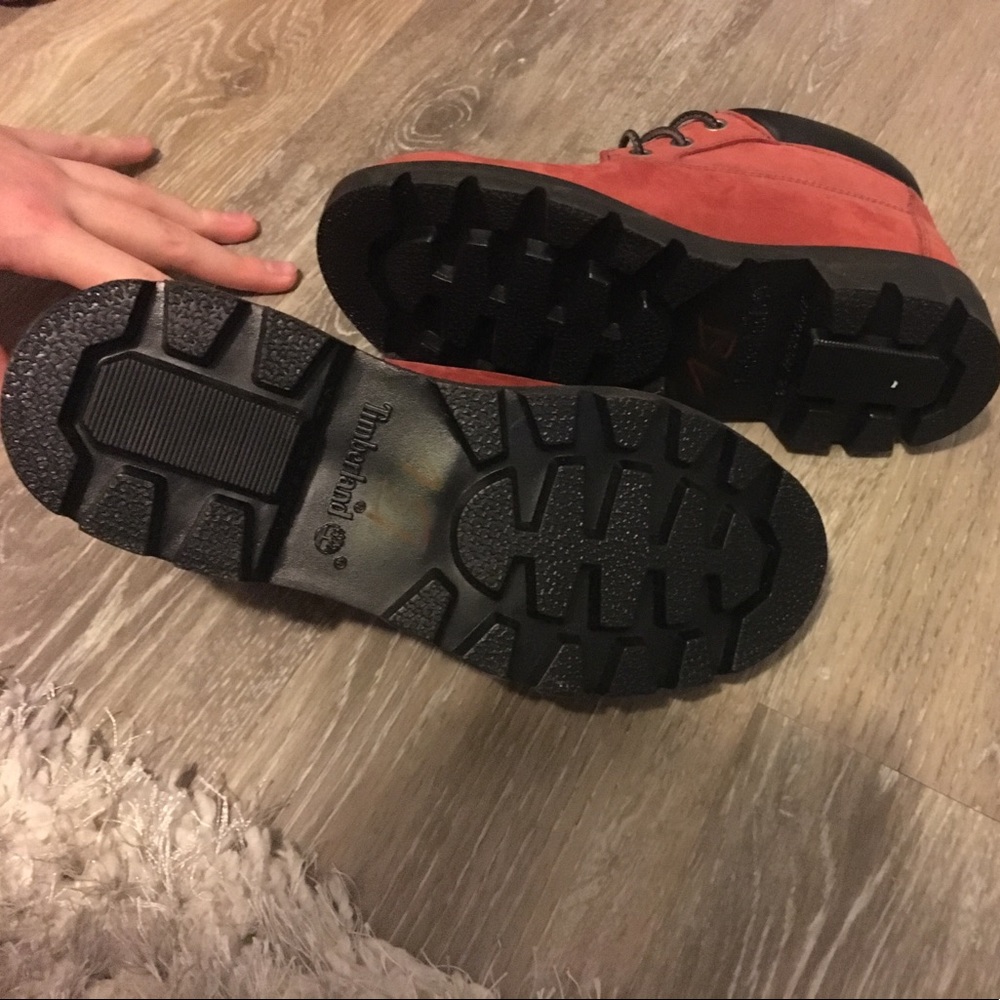Red timberlands - Picture 3 of 4