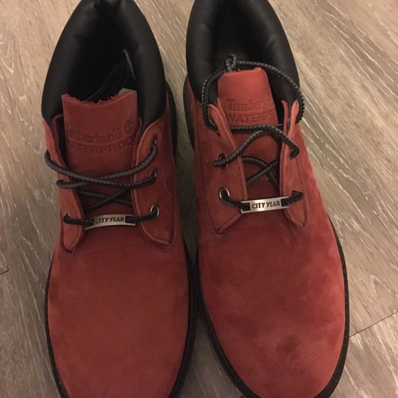 Red timberlands - Picture 2 of 4