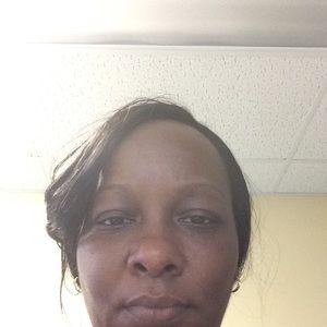 Meet your Posher, Elisa