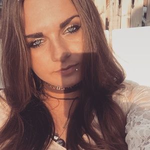 Meet your Posher, Annie