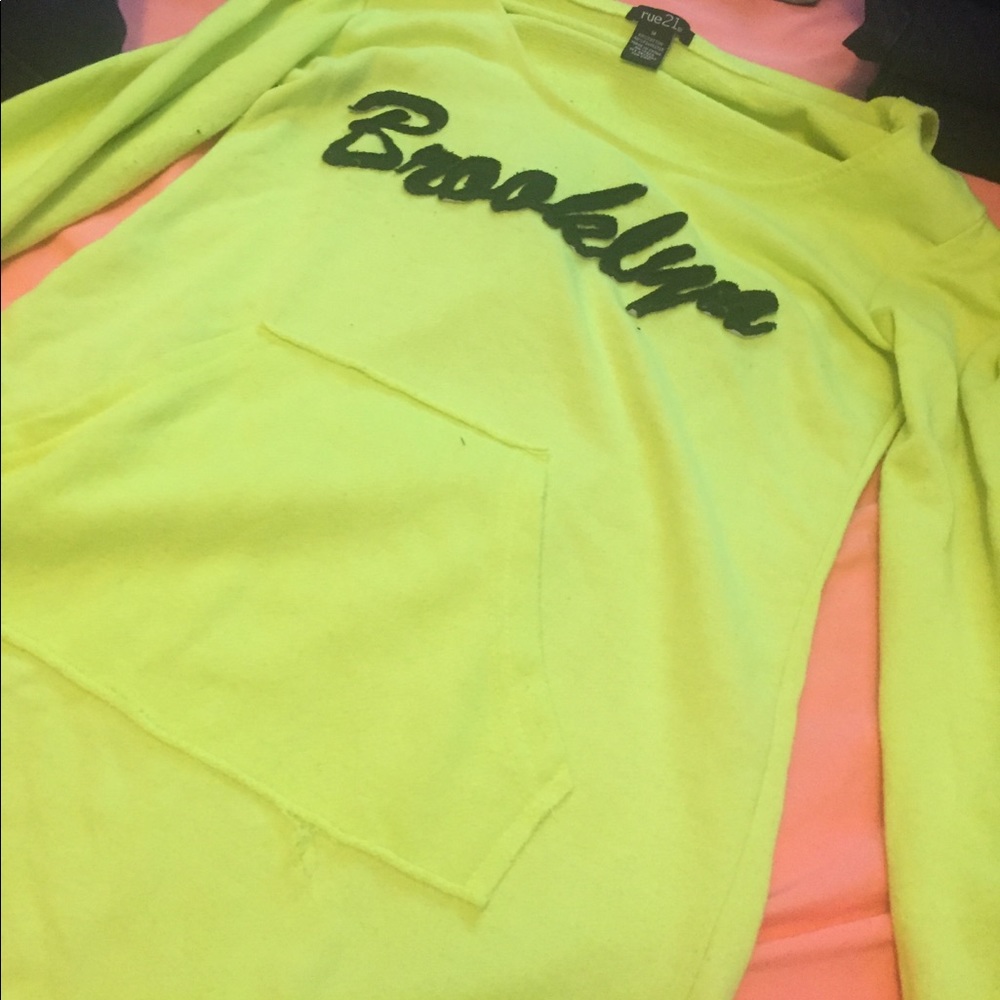 Brooklyn hoodie/shirt