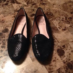 Vince Camuto black flats