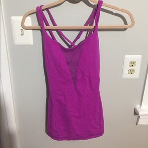 Lululemon workout top