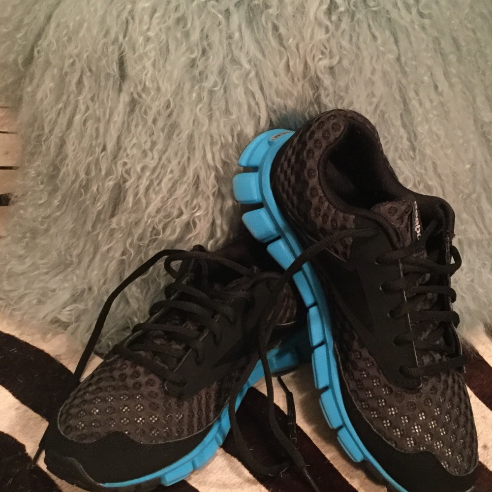 Reebok turquoise and black running shoes