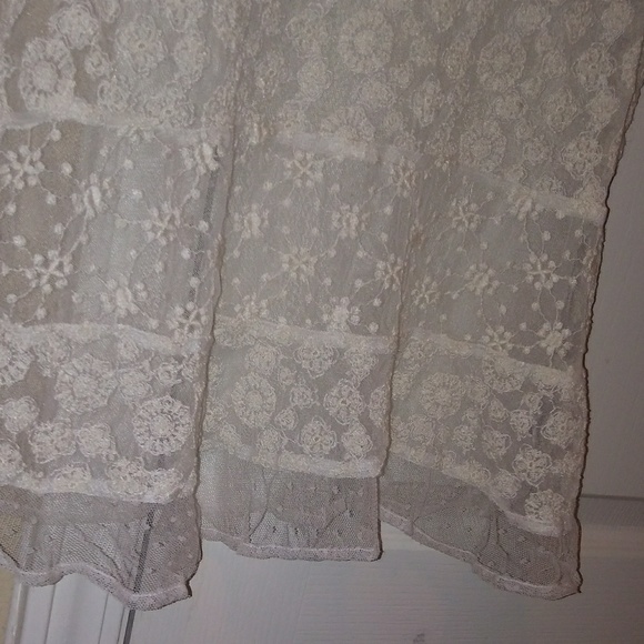American Eagle Outfitters Cream Lace Sleeveless Top main image 1