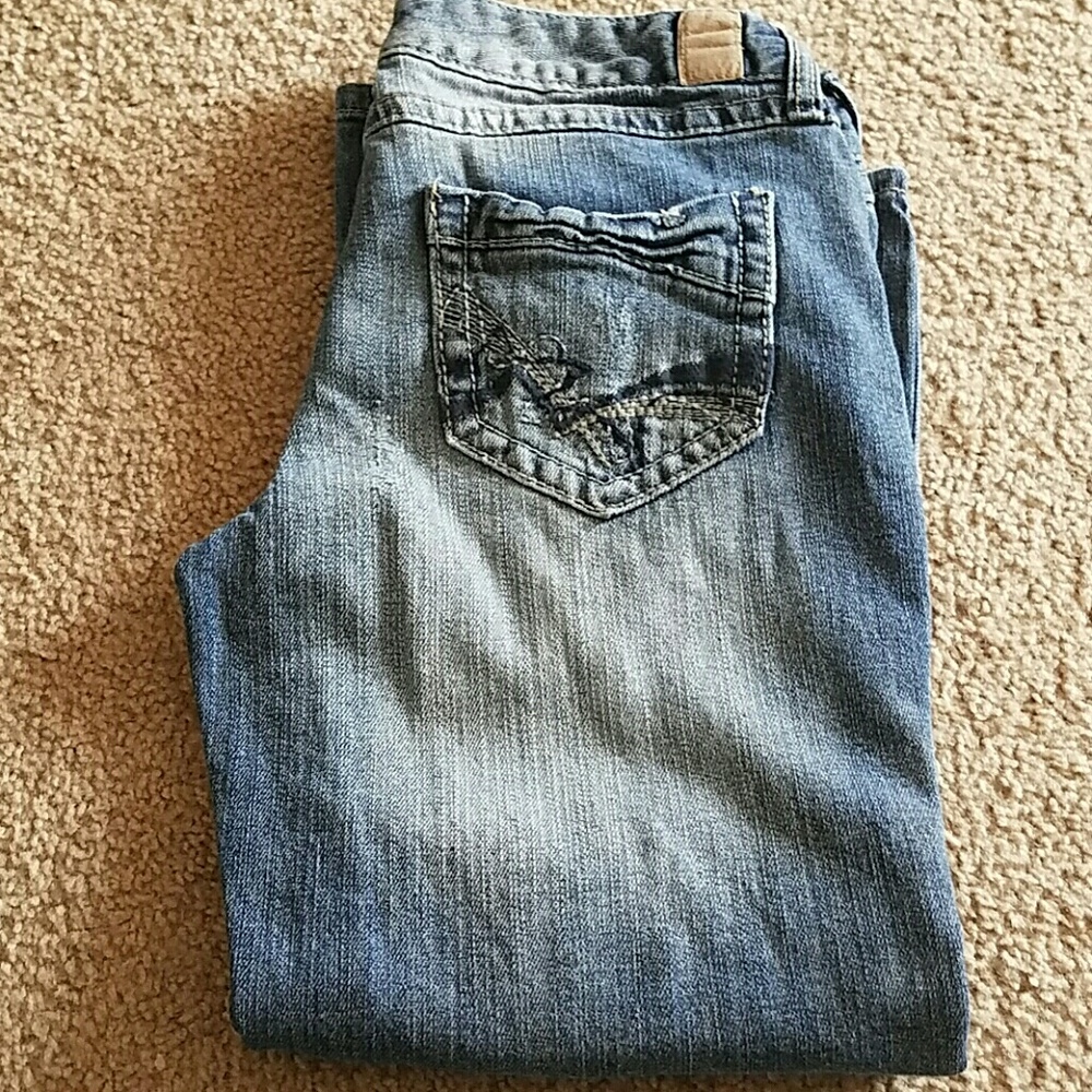 Maurices Capri 1/2