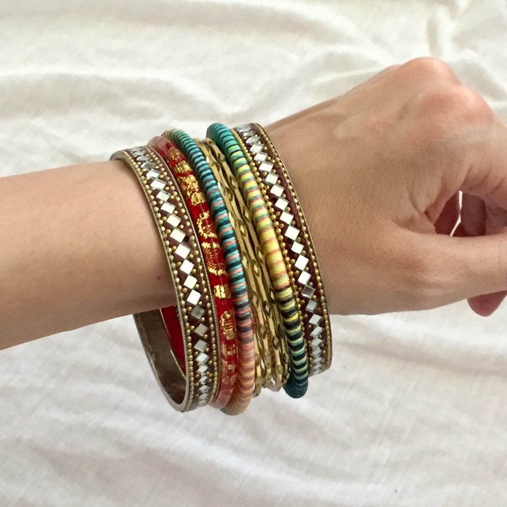 10 Variety Bangles