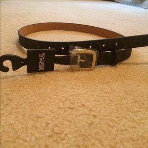 💕NWT Michael Kors belt size small!💕