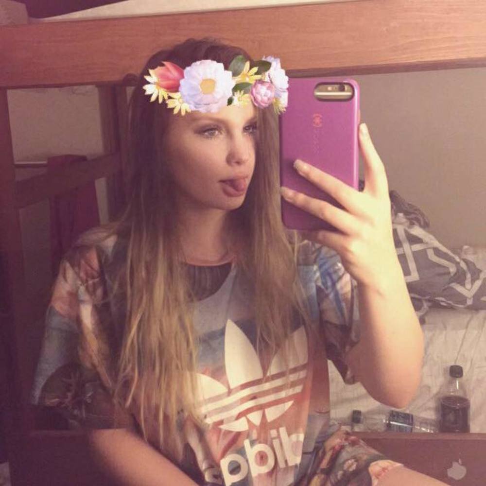 Meet your Posher, Lita