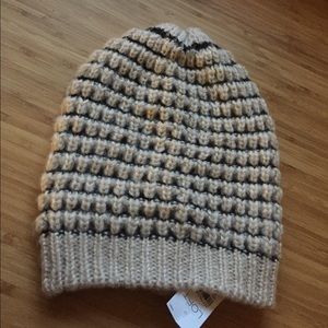 Ann Taylor Loft Beanie