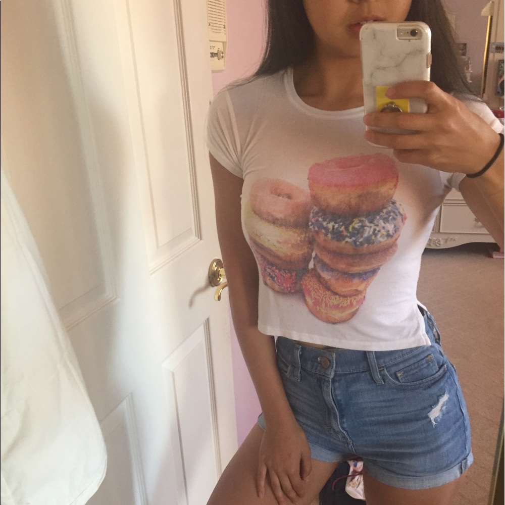 Brandy Melville donut crop top