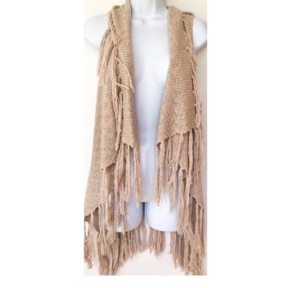 BB Dakota Tops - ⭐️ 2 HOUR FLASH SALE⚡️2X HP 🏆BB Dakota Vest