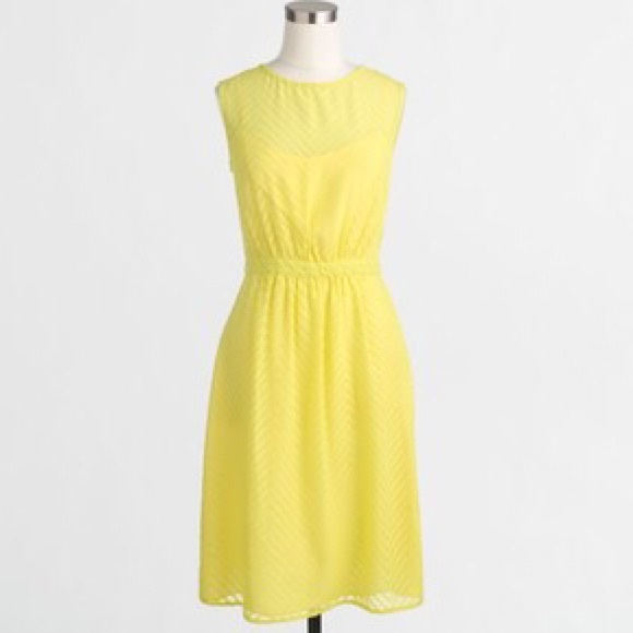 J. Crew Dresses & Skirts - 🚨SALE🚨 J. Crew Petite Chiffon Zig Zag Dress
