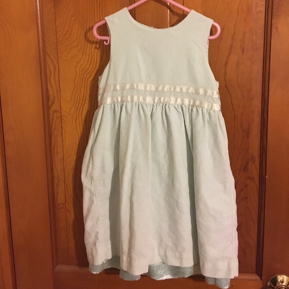 Girl's dress