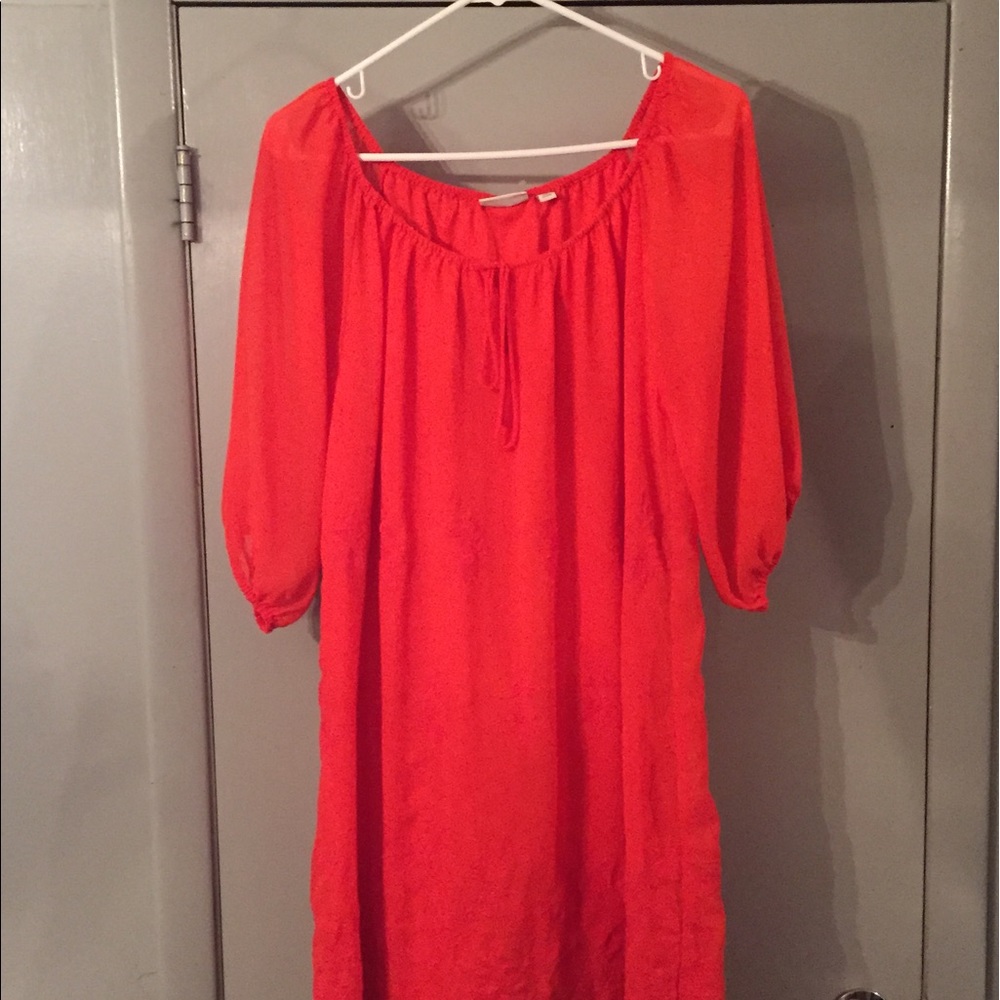 Orange lace detail Eva Mendes dress