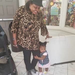 Meet your Posher, Lydia