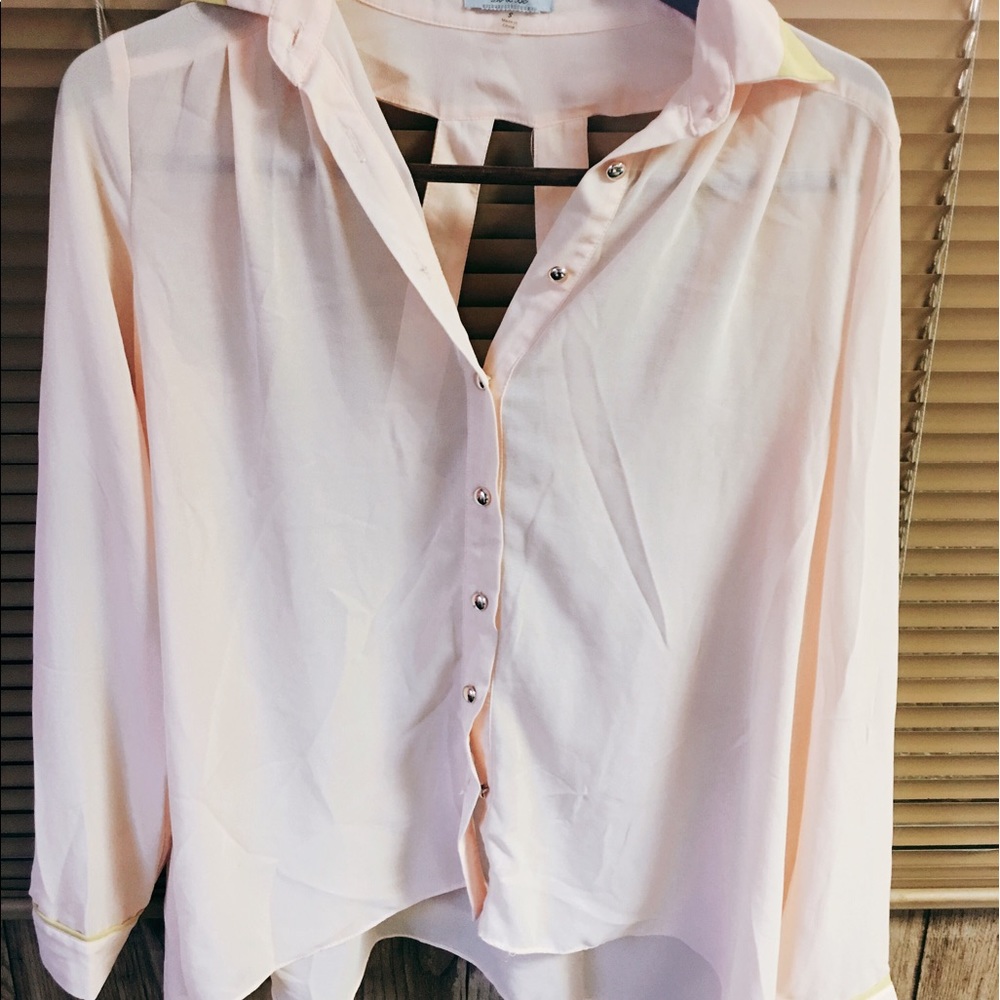 Bundle of two similar blouses 💕