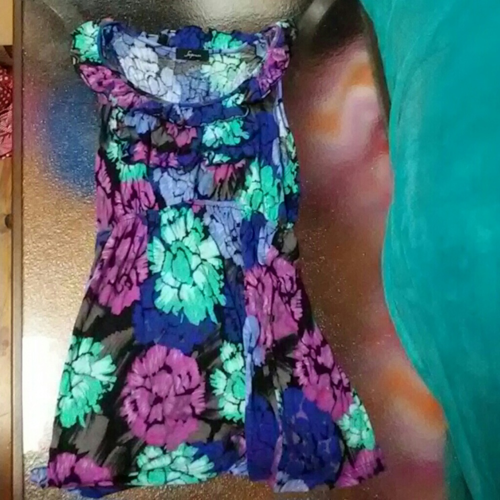 Floral top
