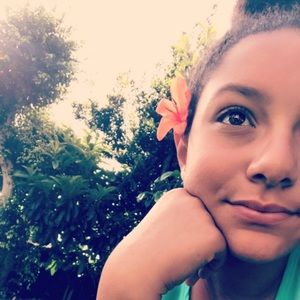 Meet your Posher, Delaney