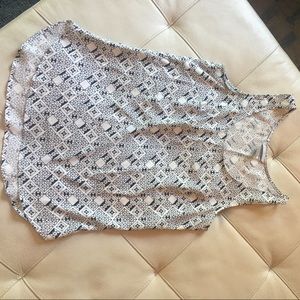 H&M Women's Modern Classic tank top