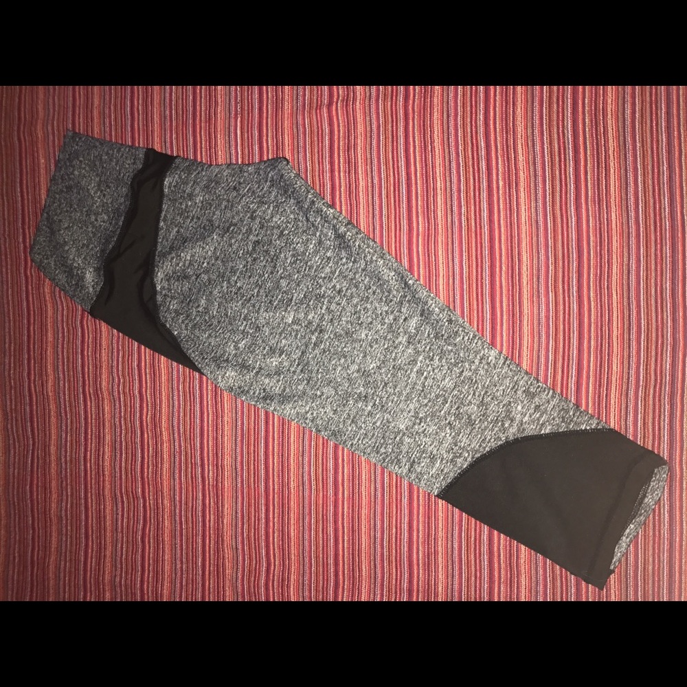 Workout capris - Picture 5 of 5