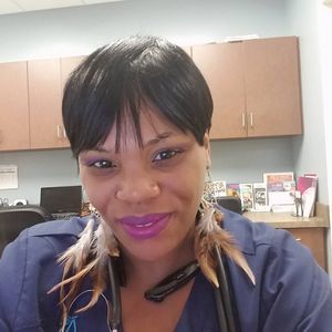 Meet your Posher, Elizabeth