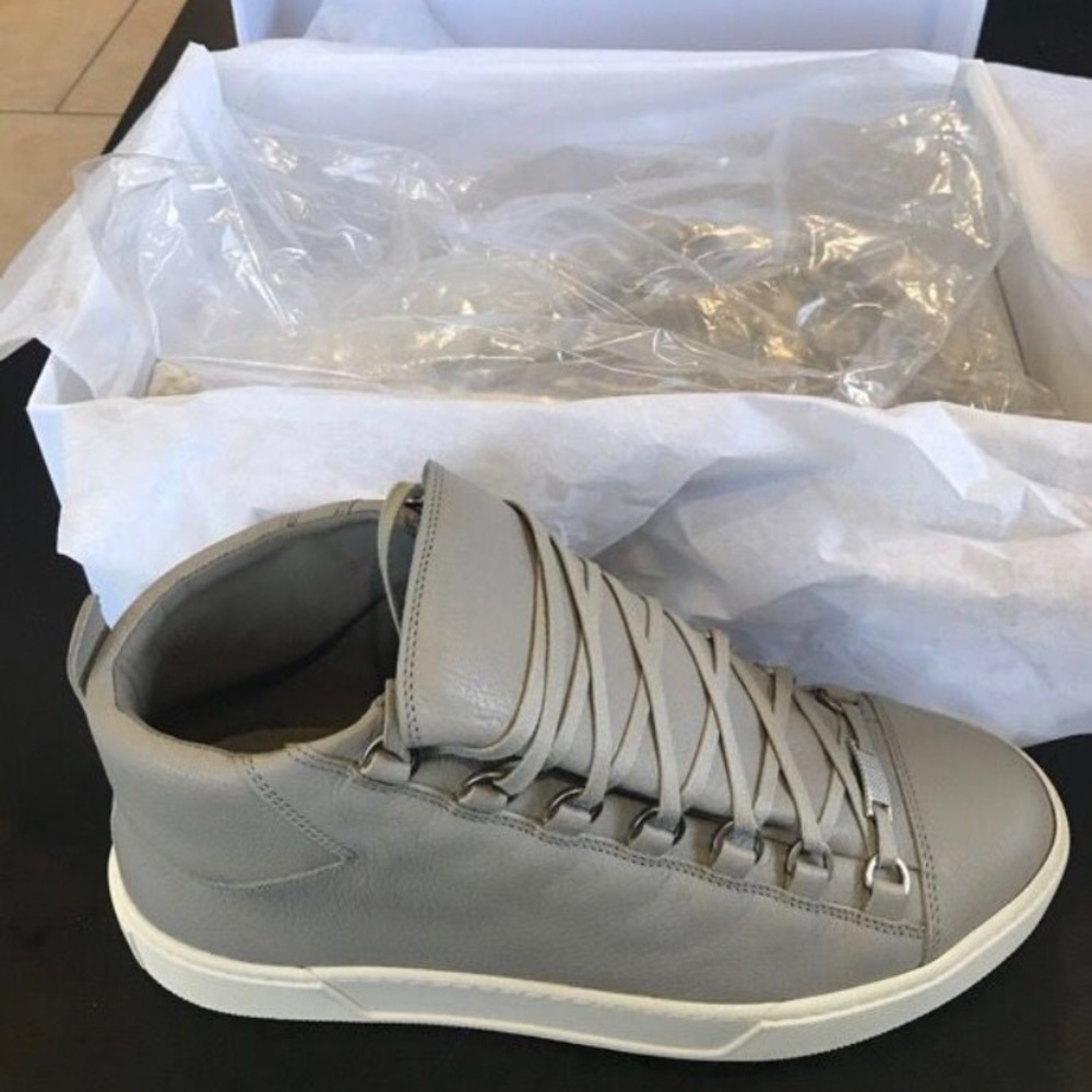 Grey Balenciagas - Picture 3 of 5