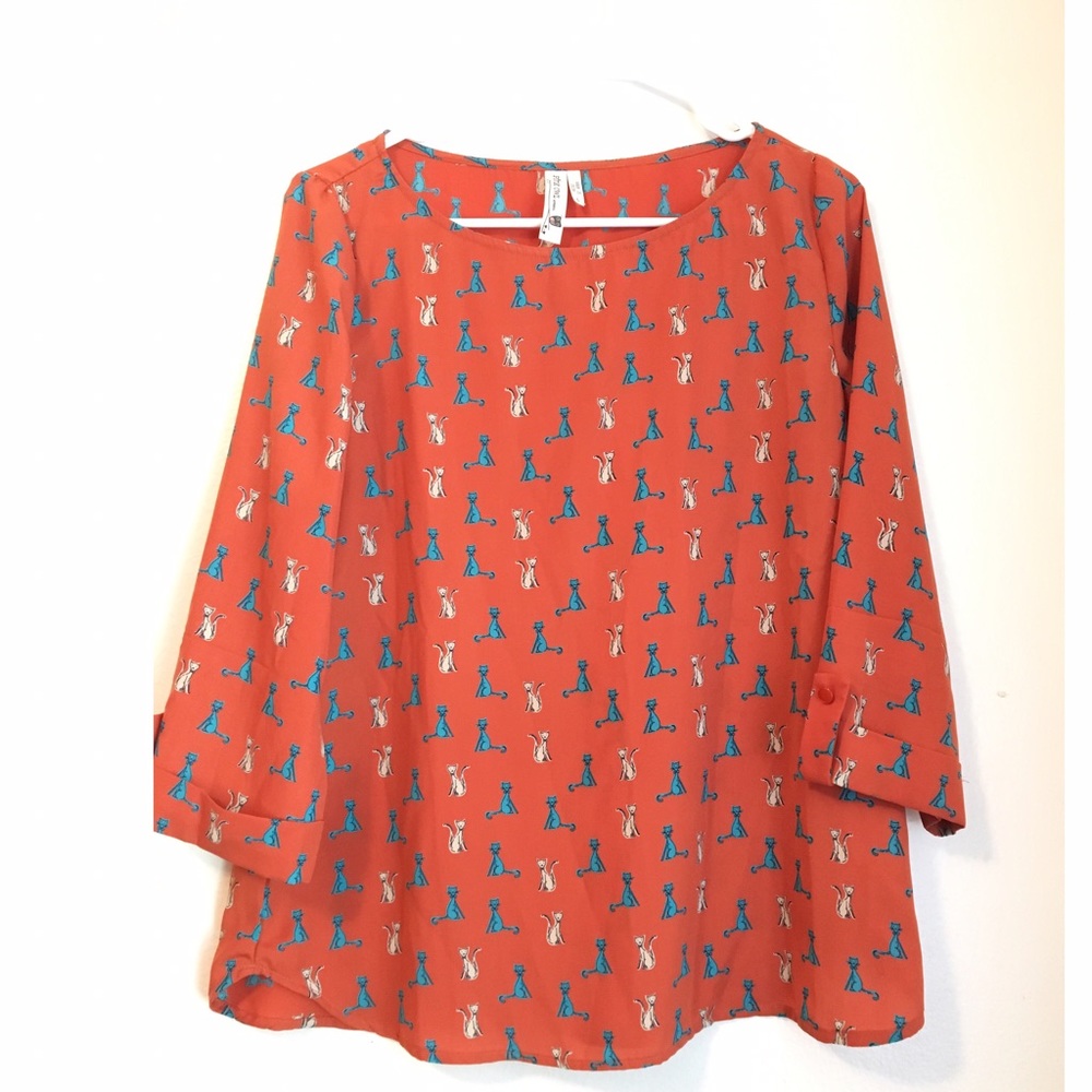 Orange Top with Turquoise and Beige Cats