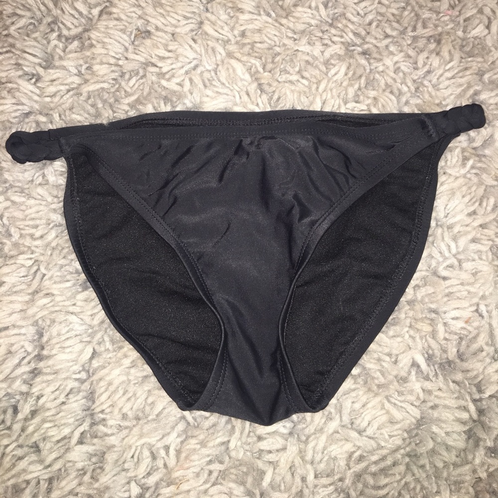 black bikini bottoms