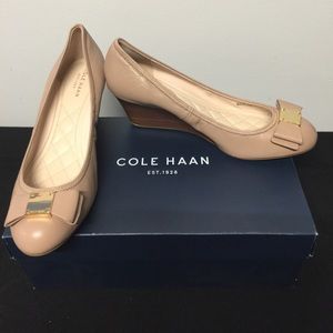 Cole Haan wedge nude color - size 8 - New