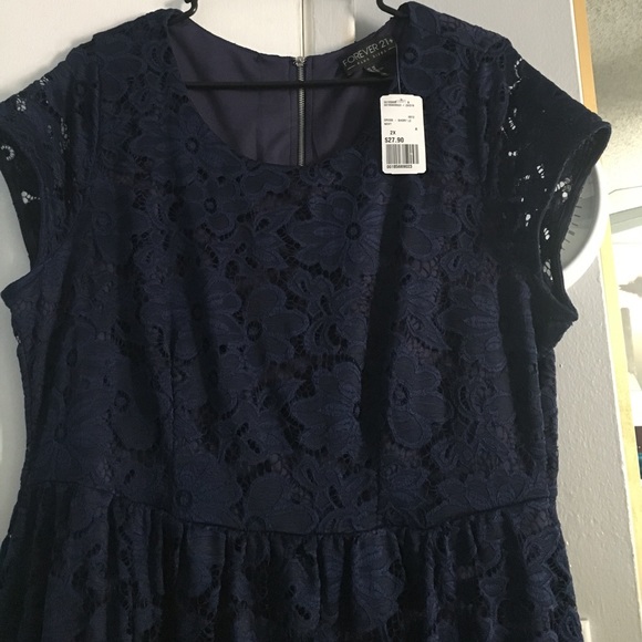 Gorgeous blue dress! - Picture 2 of 3