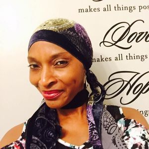 Meet your Posher, Joyce