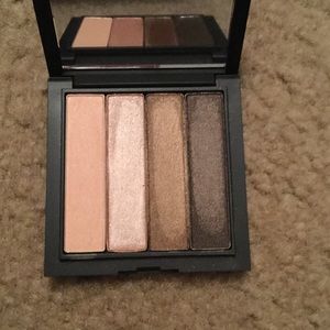 Charlotte Ronson eyeshadow palette