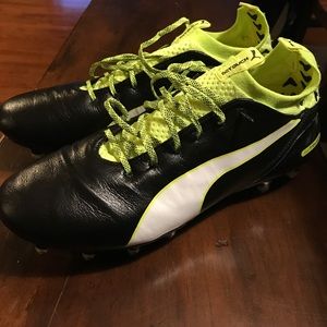 Puma EvoTouch Pro Soccer Cleats