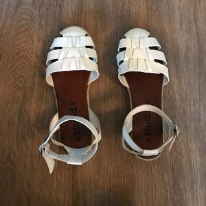 Mudd ankle sandals