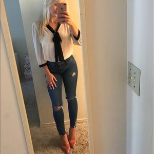 White and black classic blouse 💗💗